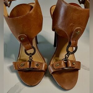 8 1/2 Nine West Brown Leather Heels
